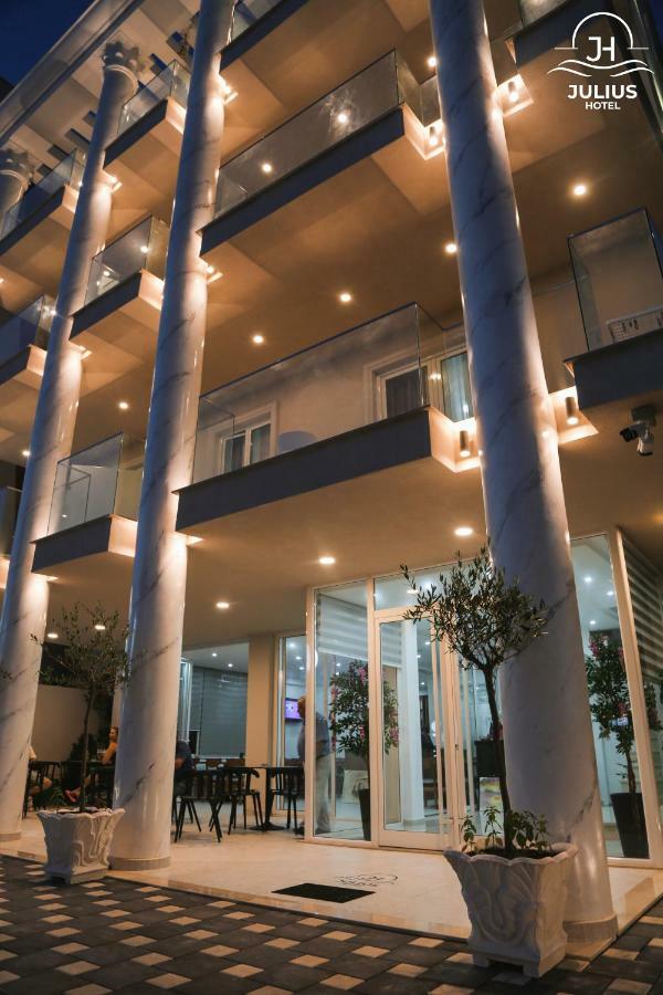 Julius Hotel 格勒姆 外观 照片